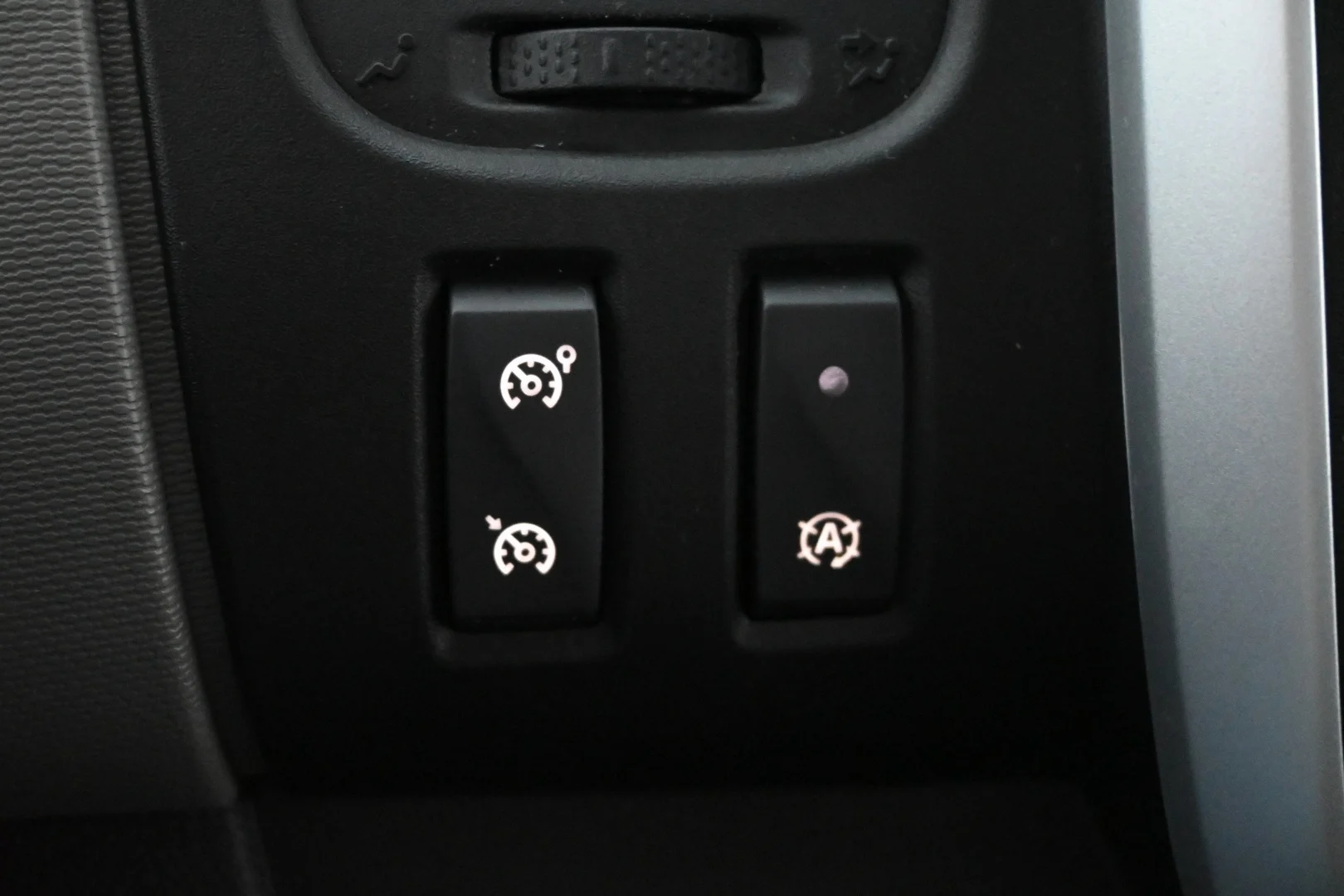 Car Image - 7yhX7HdyG0f0qEbLtIqBFL