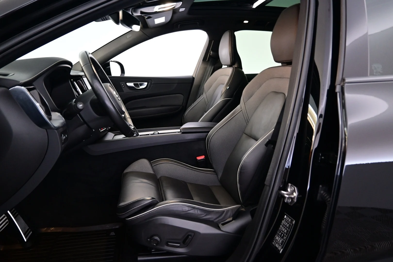 Car Image - 5mlGT2L7Gv11IvR78KrQON