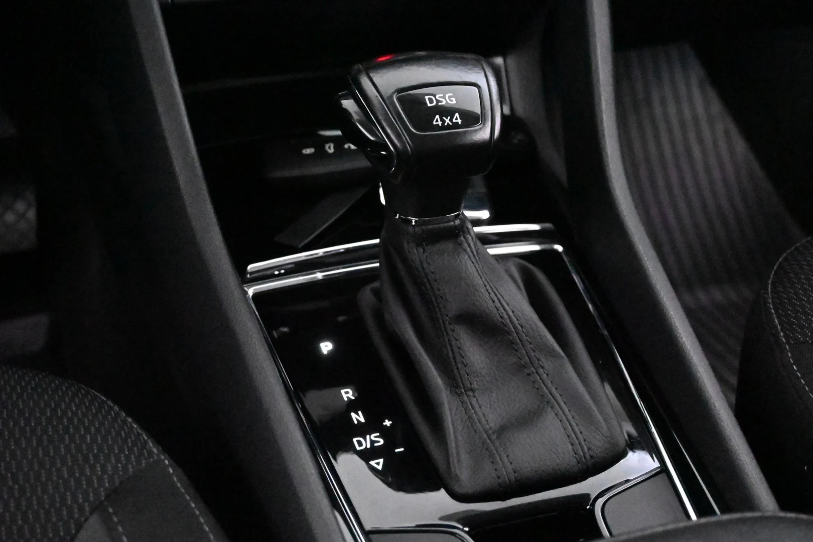 Car Image - 2d85Oamn0bgTar6RktC7Sf
