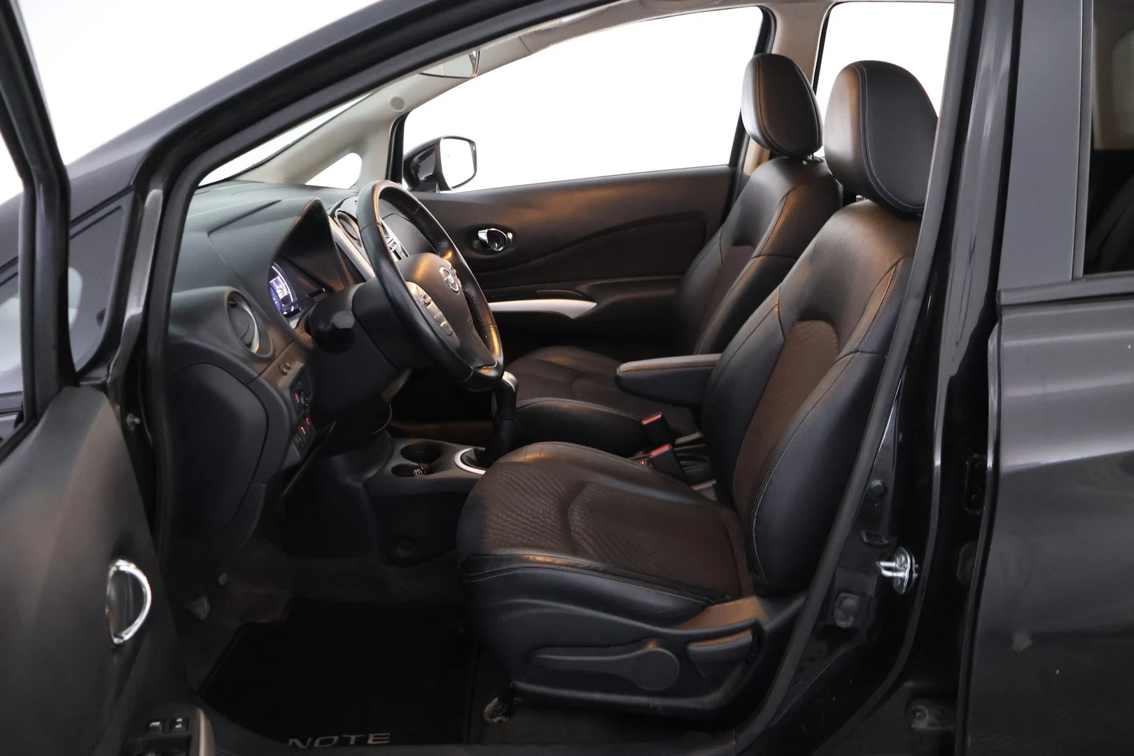 Car Image - 4U9nYQCh2awrerHmNPuAOz