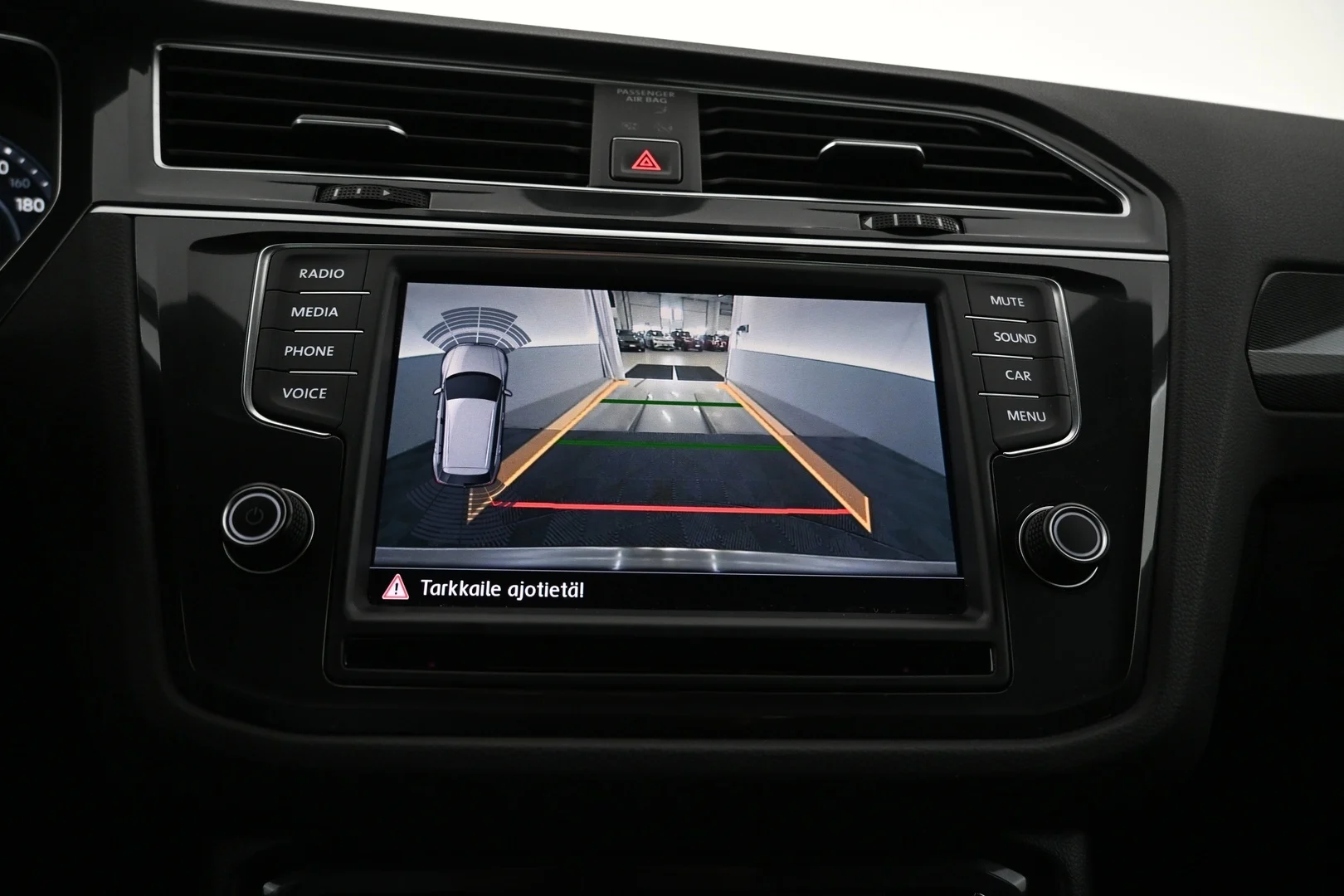 Car Image - 6cMPbRnynJ8N3dvHnqtQ3e