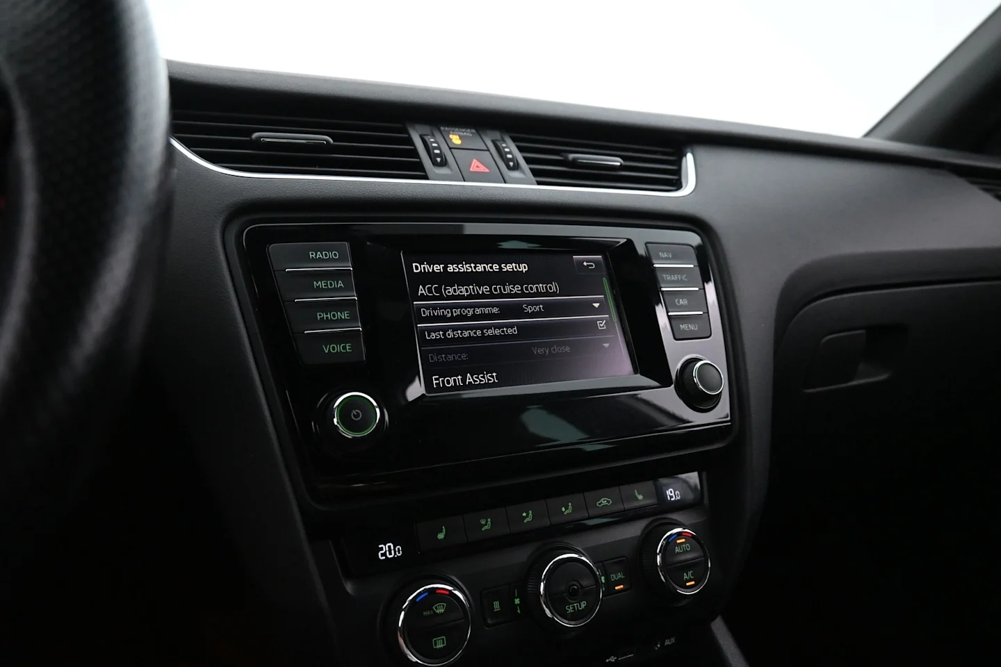 Car Image - 1T04xKyhGlU4G5fKkyKphJ