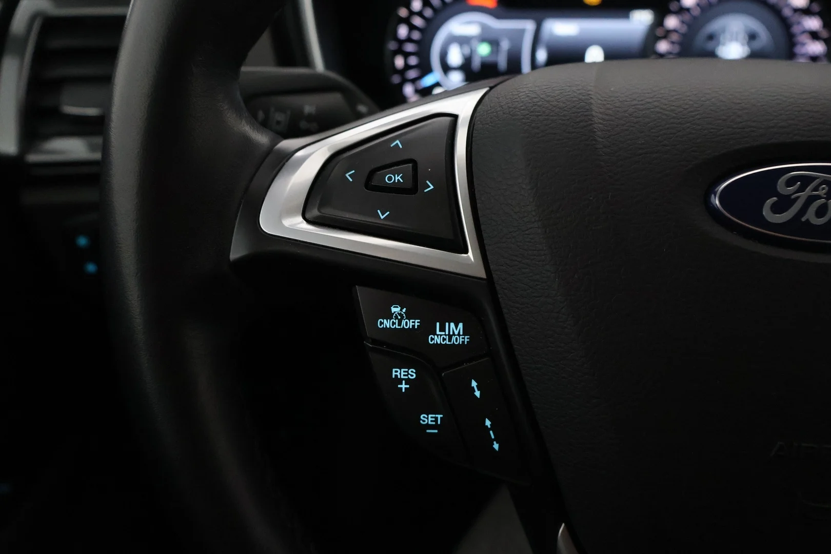Car Image - 12Vx45mRcql4cX7dihjUG5
