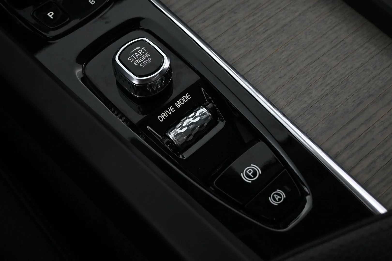 Car Image - 58VjdlnCMBxPGykfQ8peZU