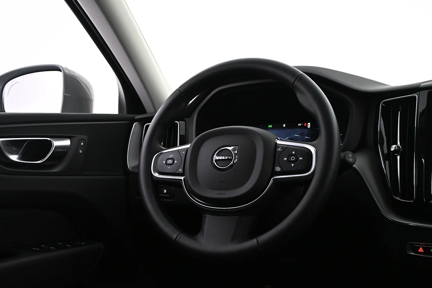 Car Image - 1kuGecWPpTaPvgw10X8Mge