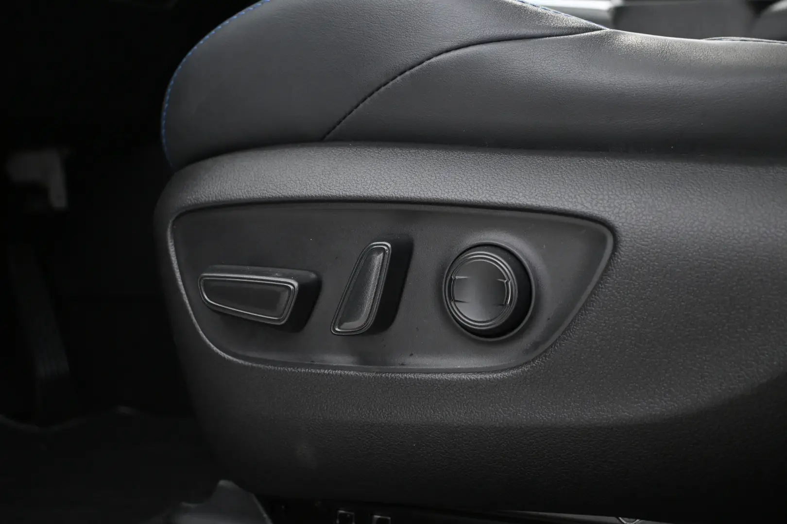 Car Image - 4VFBXO9mQZa5G3XqObkOxS