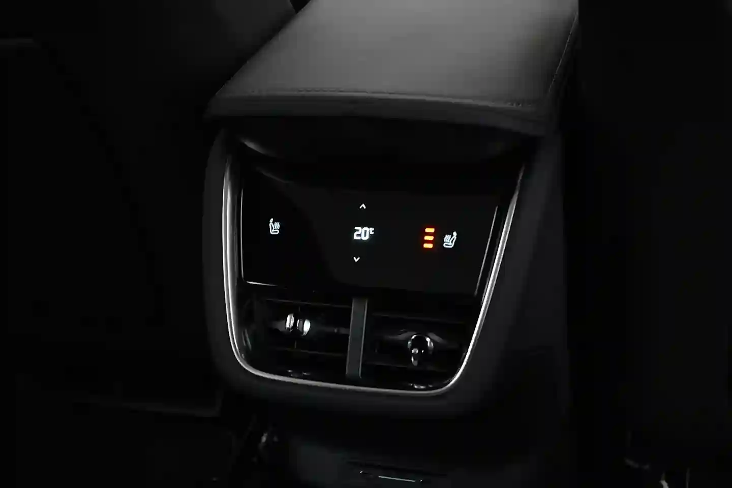Car Image - 7q6Lc8N39kERI44UFFR6Mn