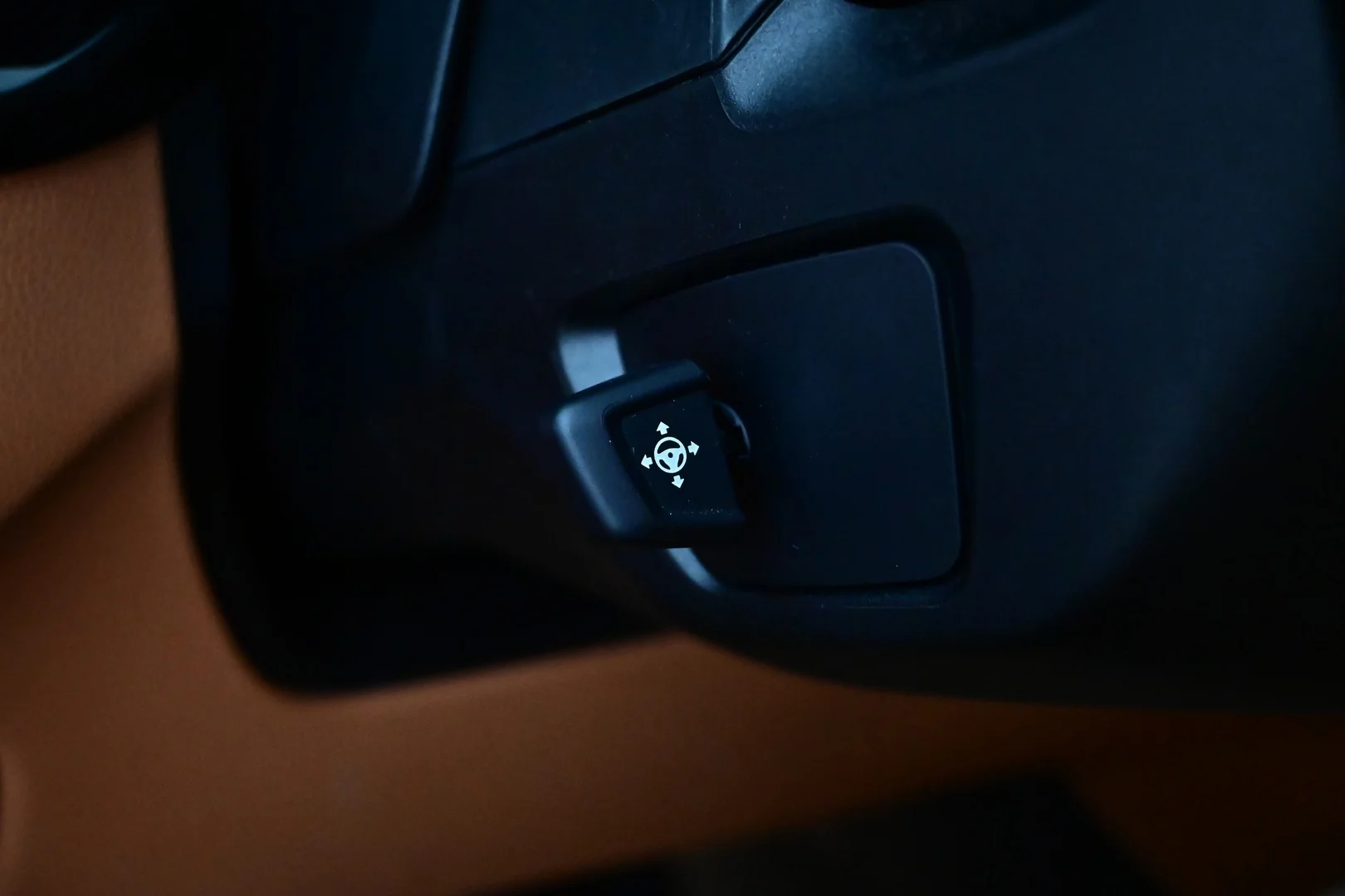 Car Image - 211a8E1UZnZw9jKzqC2p2h