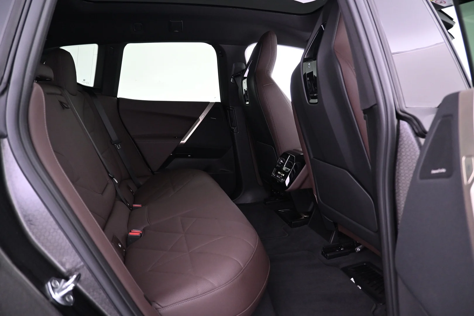 Car Image - 5UGiQYknlwgMPXu5gmkjsl