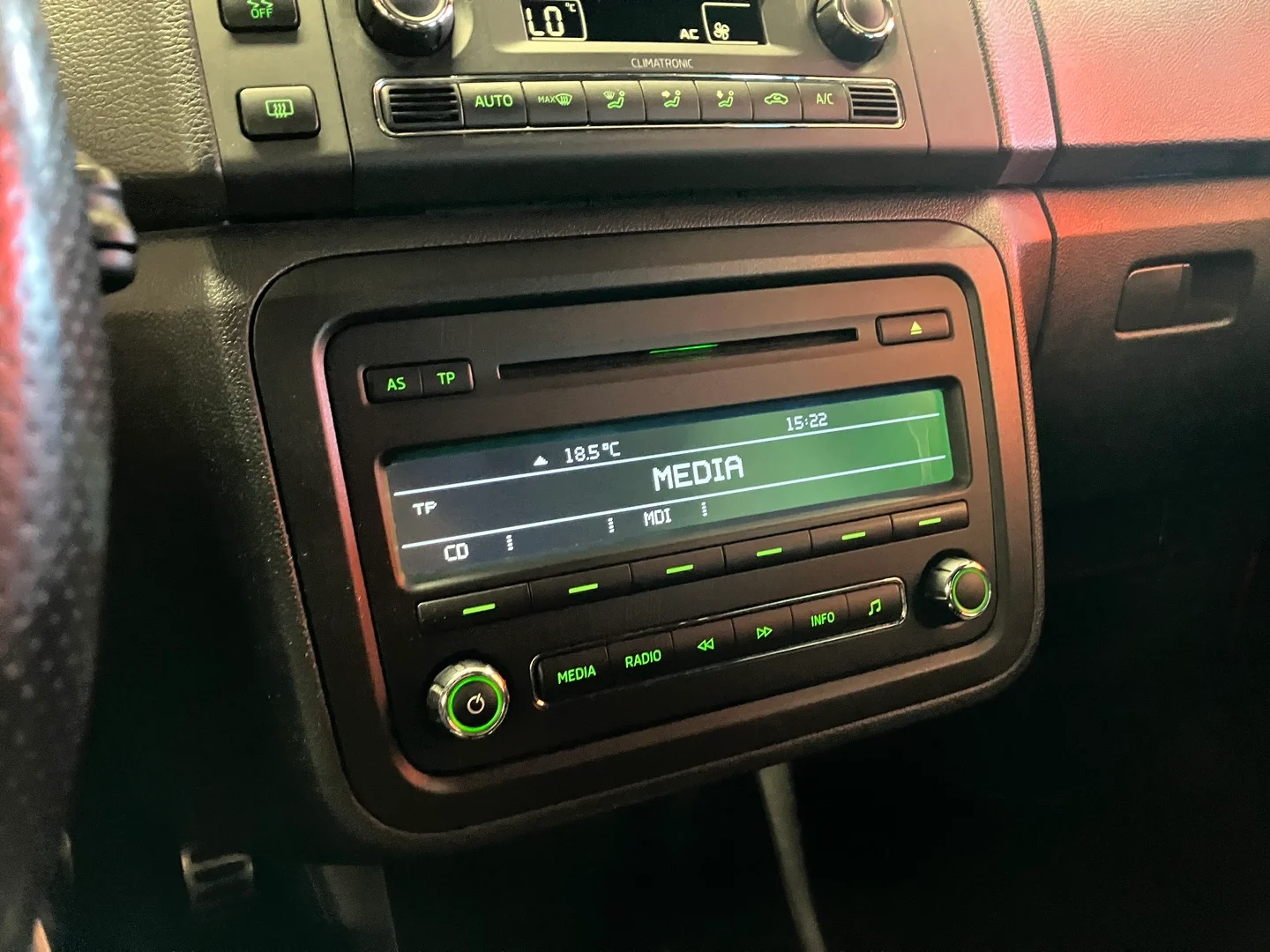 Car Image - 2oneYdaxzRE82z4yujwDCB