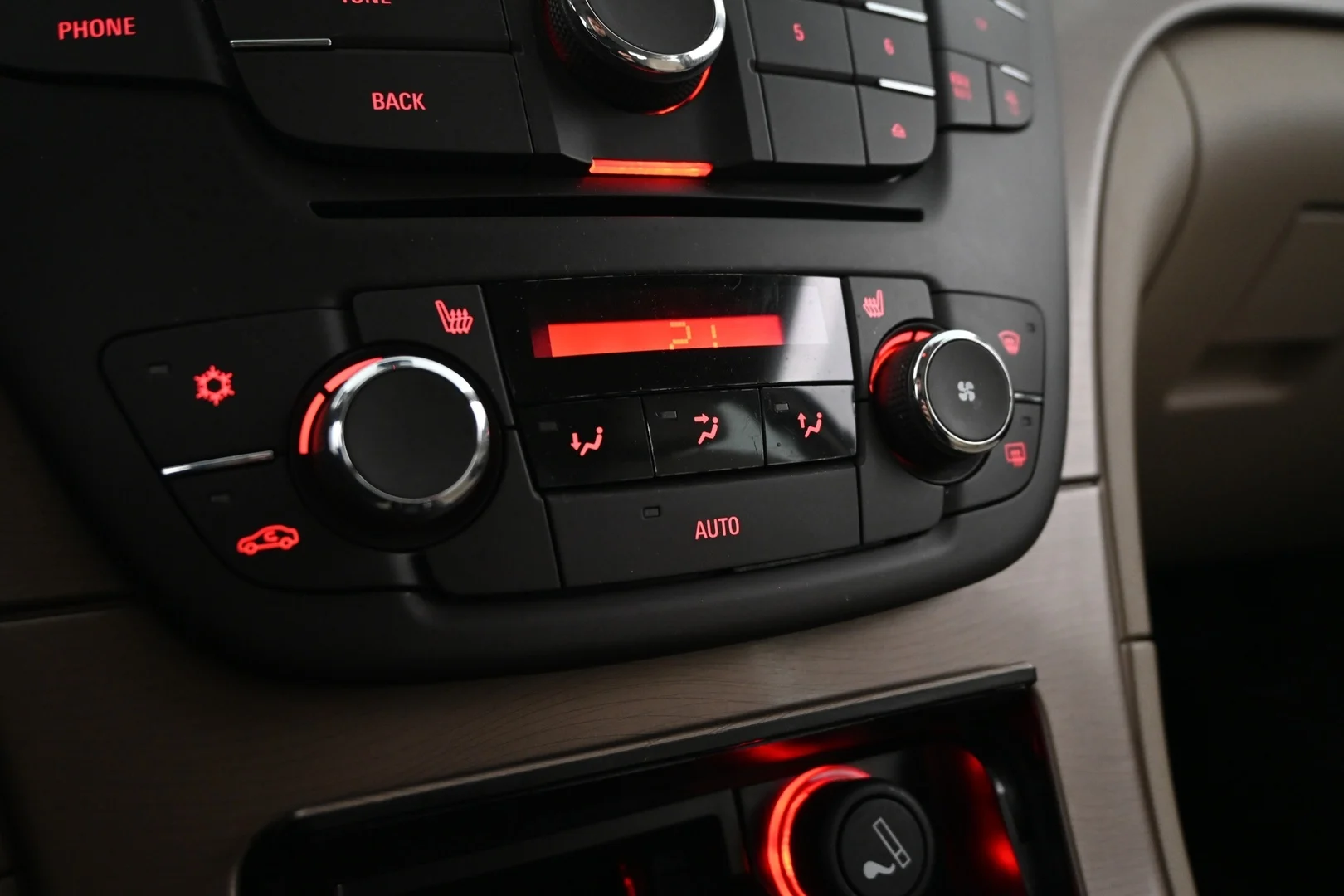 Car Image - 2IpuVD1ezPe0rUFaXTan5K