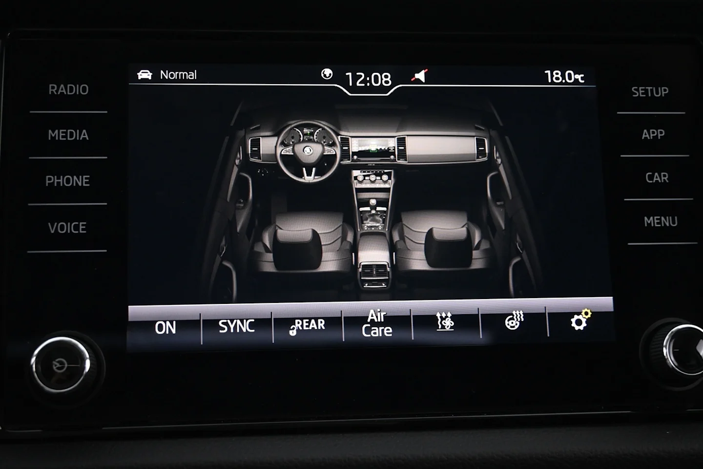 Car Image - 1Y4iDyslS0i4sURLlJblEF