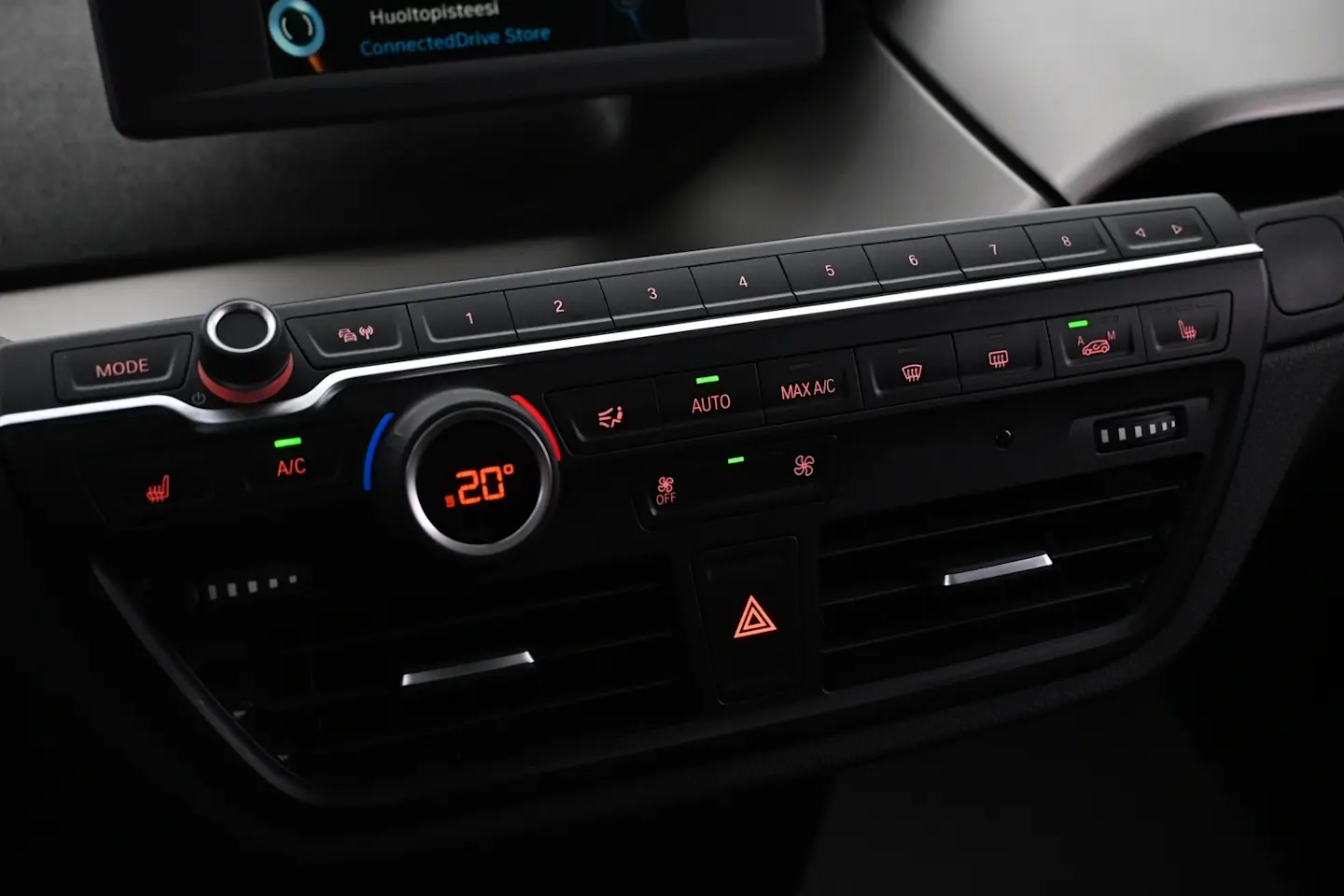 Car Image - 5O0oIB1f76HX5tRnqiEFp3
