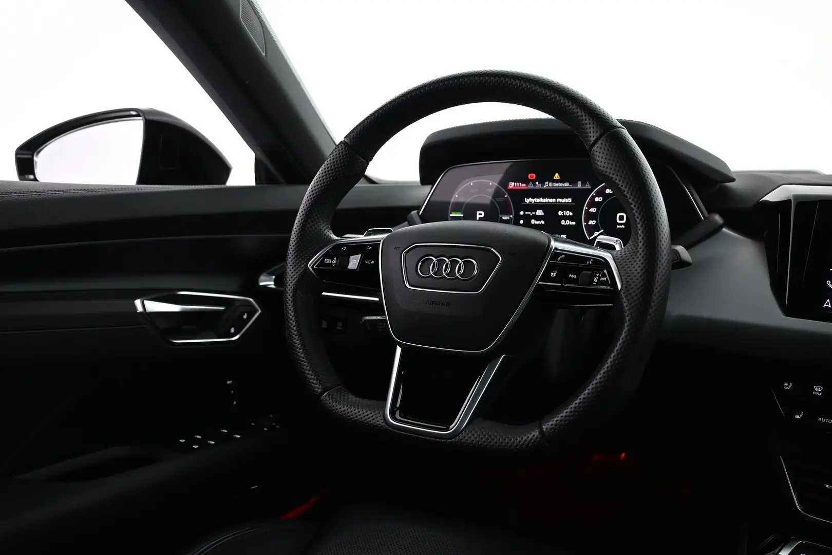 Car Image - 1dnZDa7Gf26mg8YeYR7d3u