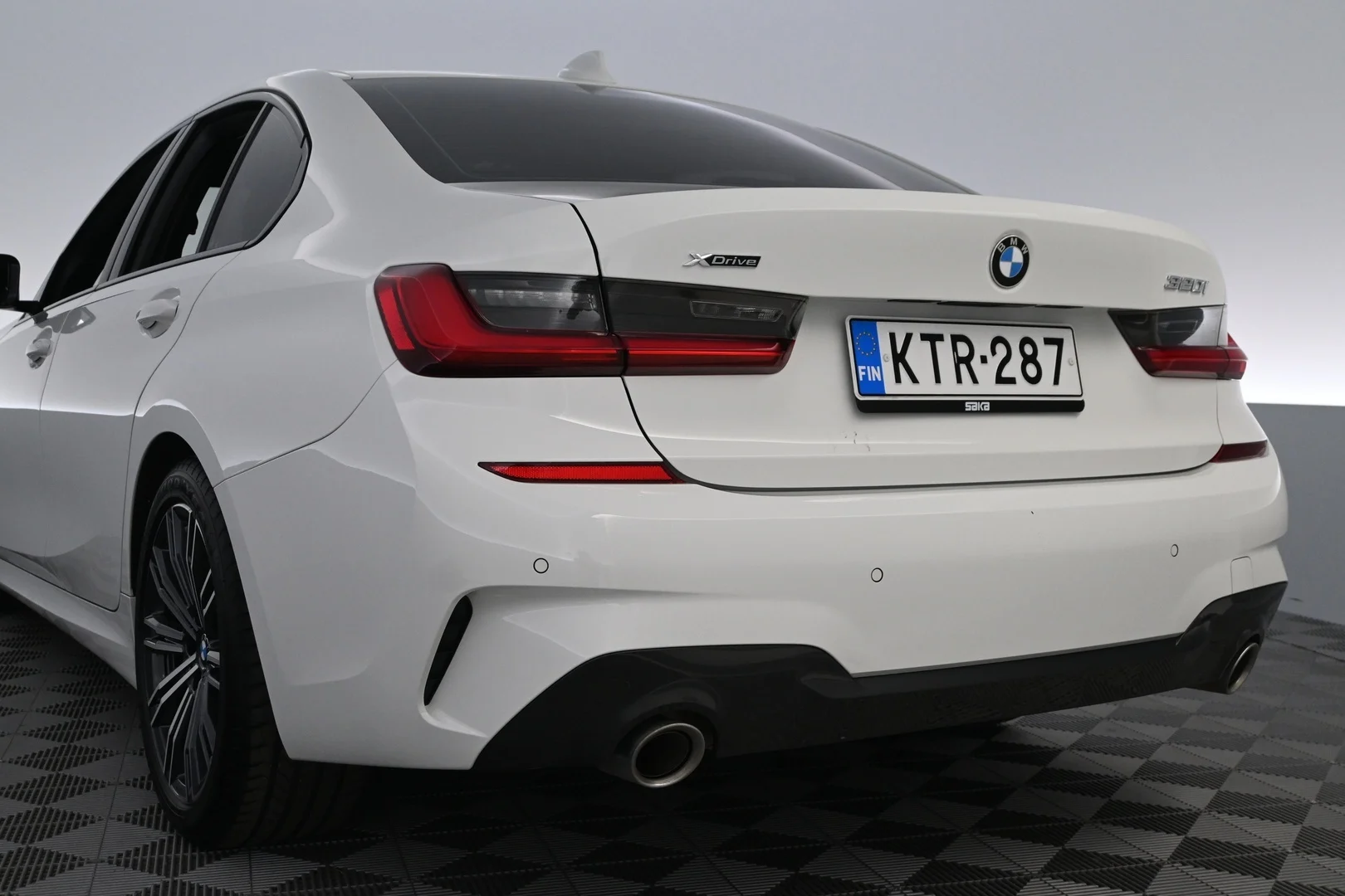 Car Image - 7shqLvNQvxWlOBBPrIqXyj