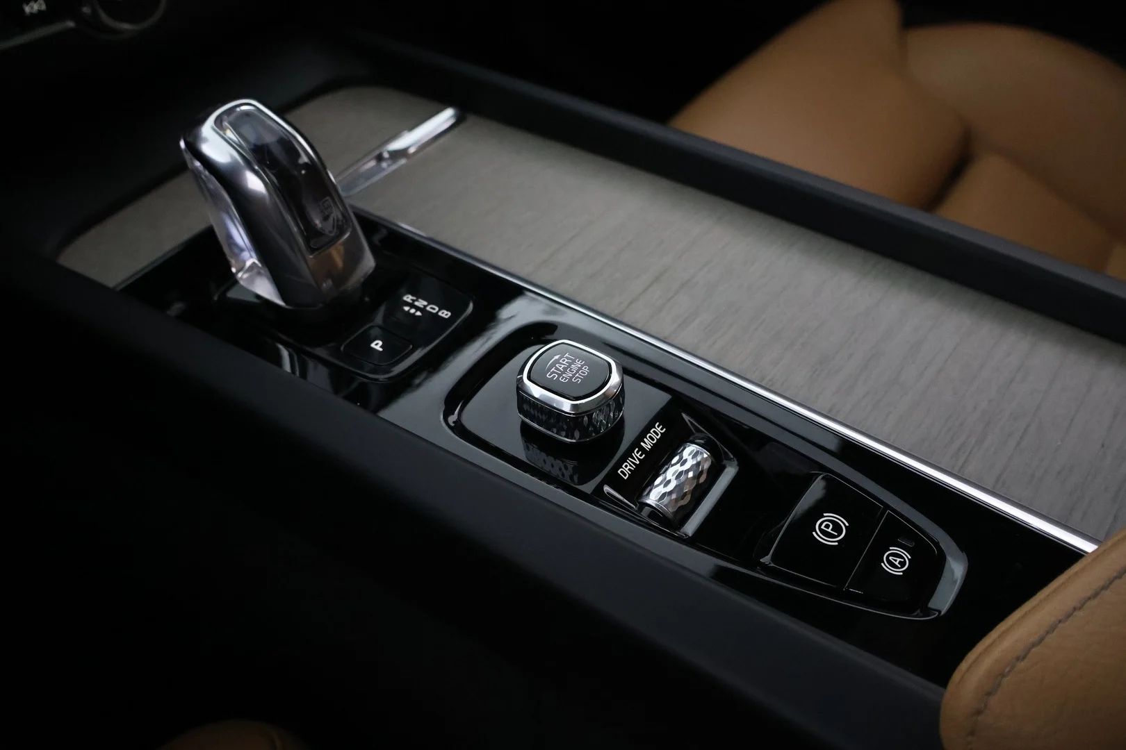 Car Image - 3r8q1zCWIIBLgrPknkBXI6