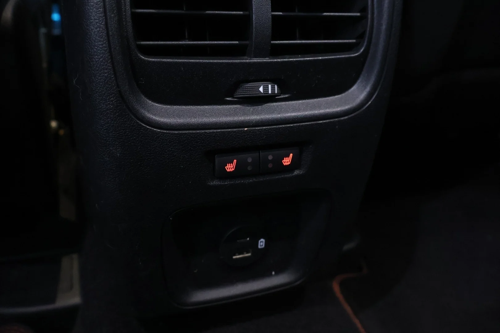 Car Image - 4ZYVWnRxELcIsxT3NBBqIs