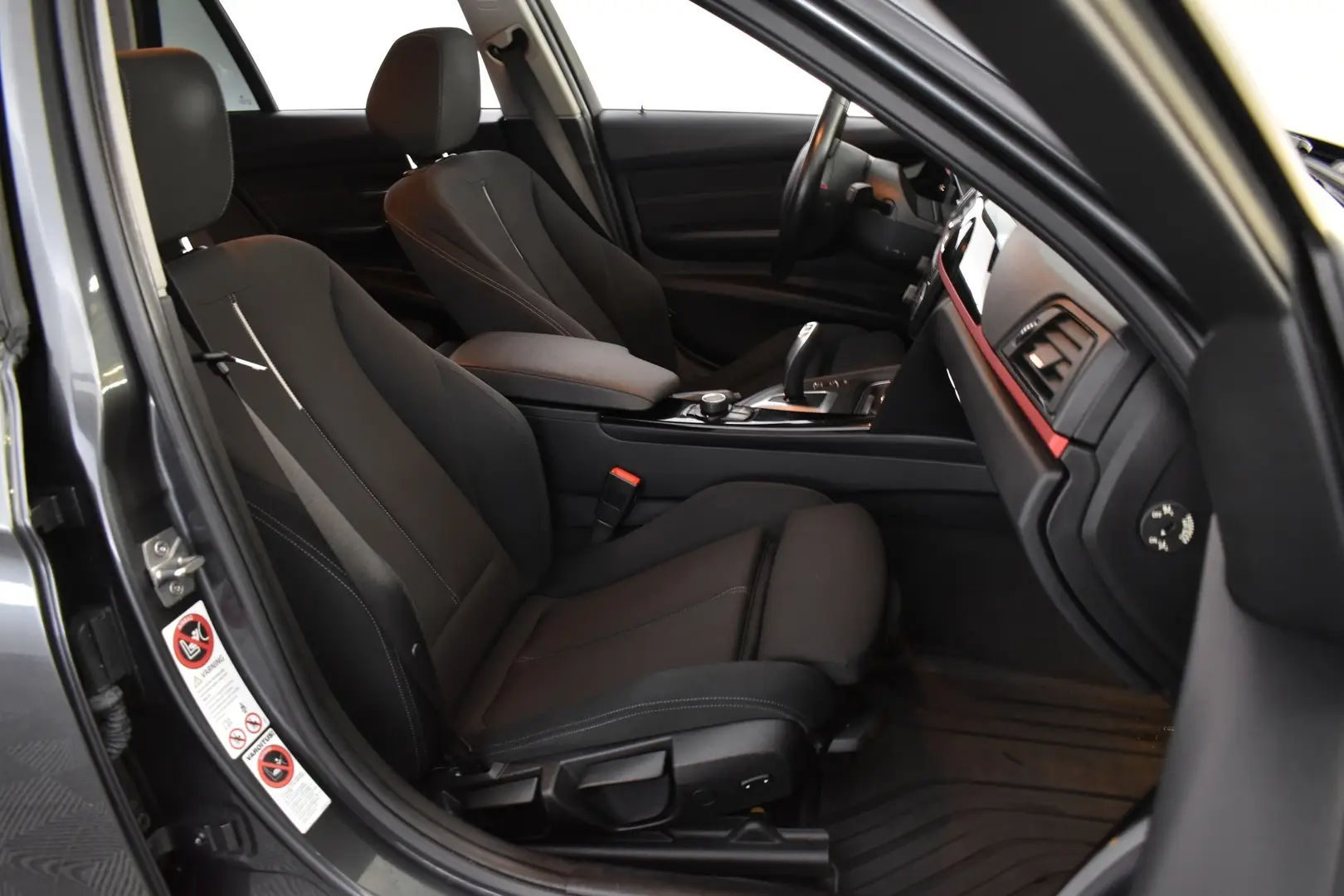 Car Image - 1TZF6r6CNJl91anDx86UsO