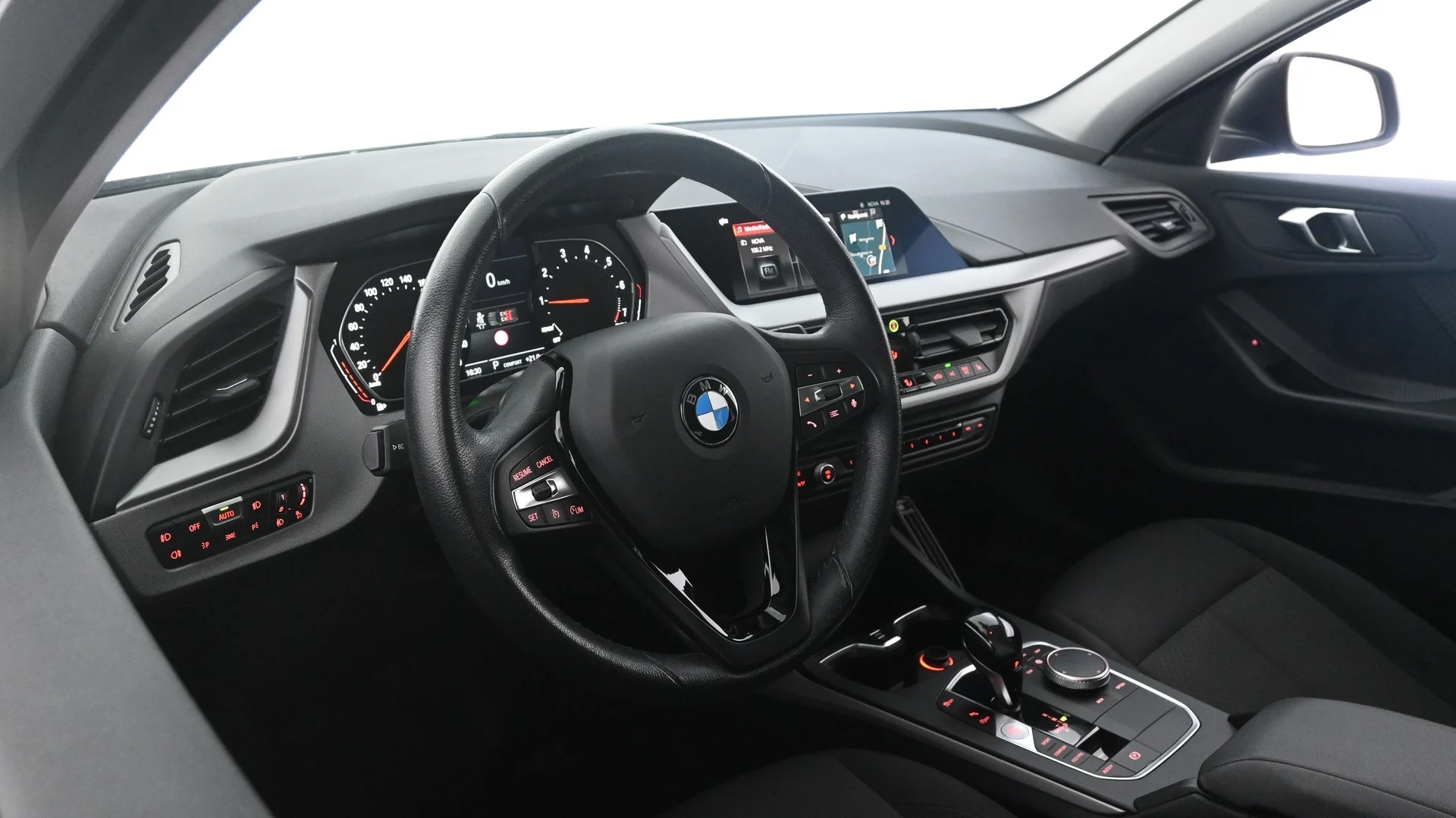 Car Image - tT73UlJgbImYfSDSsvphX