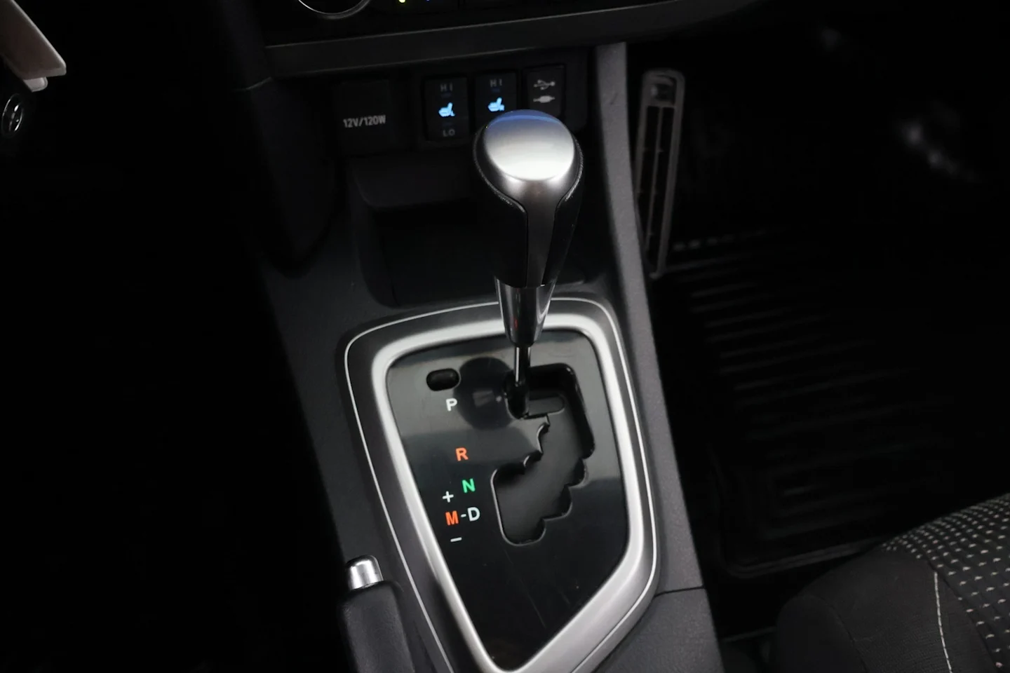 Car Image - 2pzL3Fp15PlvBHNJrLXWDV