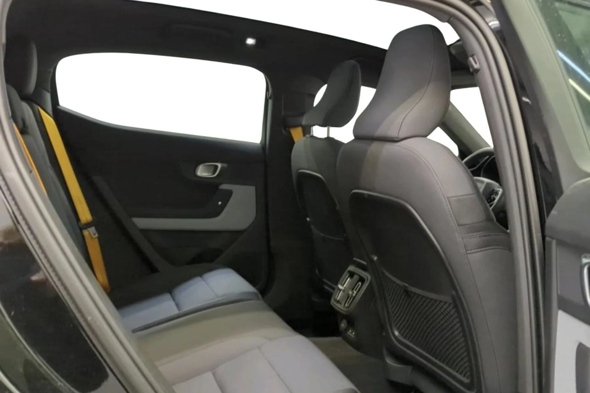 Car Image - 735A6hBuwc5dan1xKuDFHd