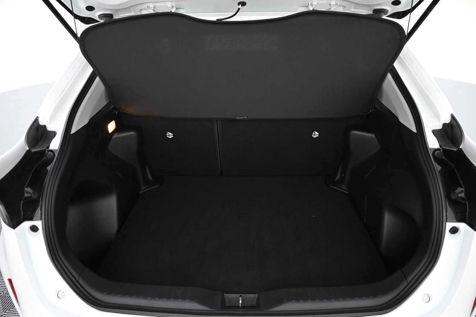 Car Image - 2WJnwQPrMPXPcnJhWM5UfM