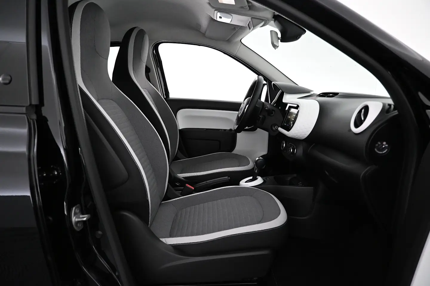 Car Image - 2QrjVV9GA8Ebu4kRGoZcWS