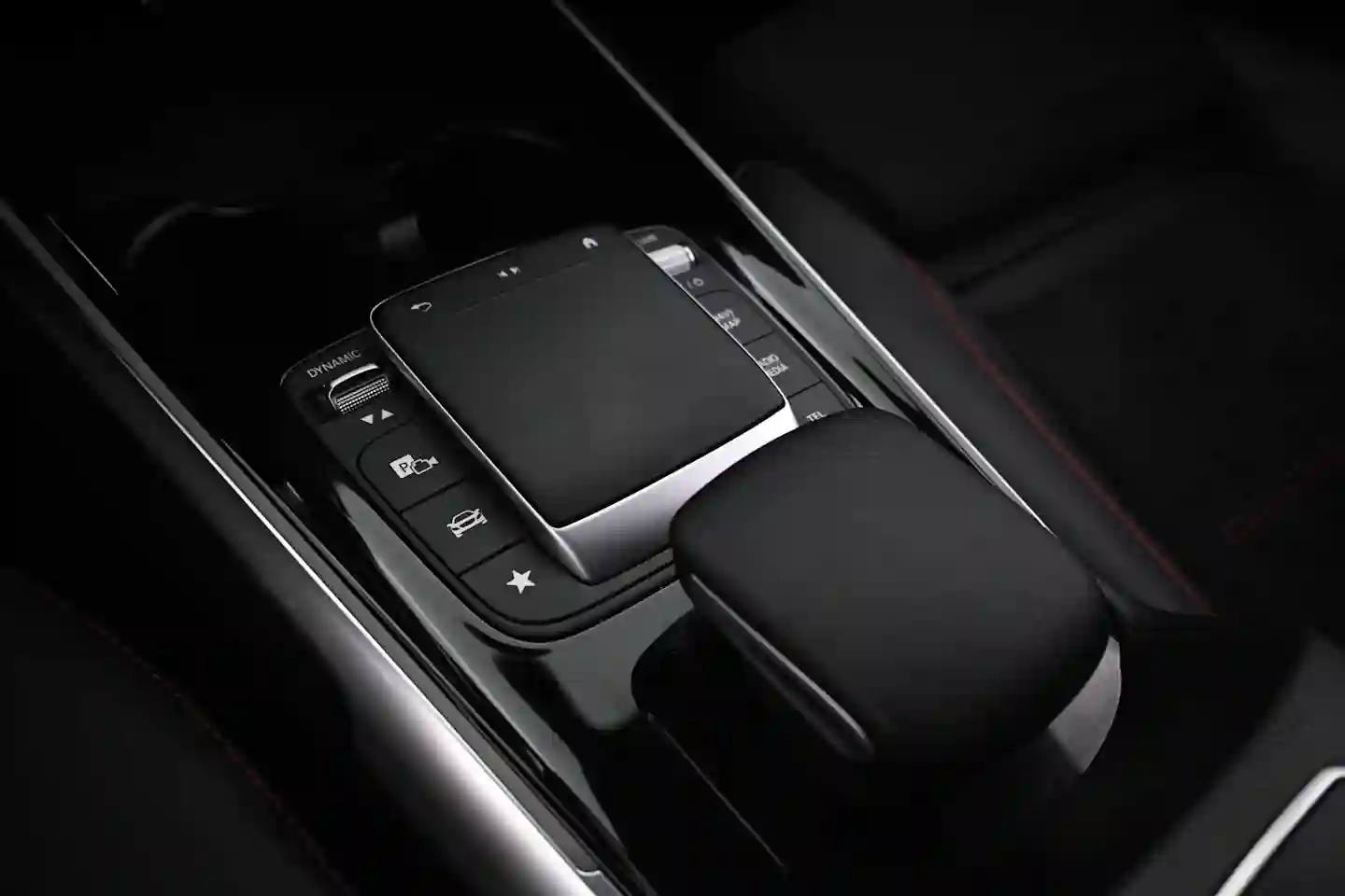 Car Image - mUAtiZxVe7UanAkErpDUX
