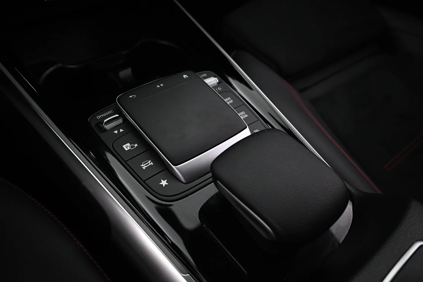 Car Image - mUAtiZxVe7UanAkErpDUX