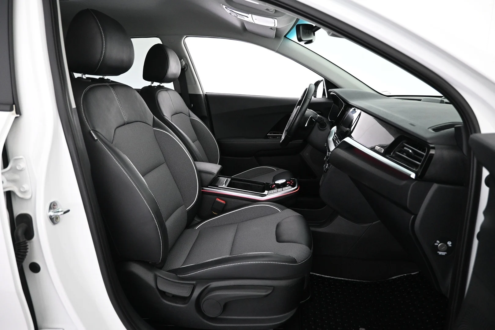 Car Image - 7DX74ZSvRXIo8tsaxgwY3p