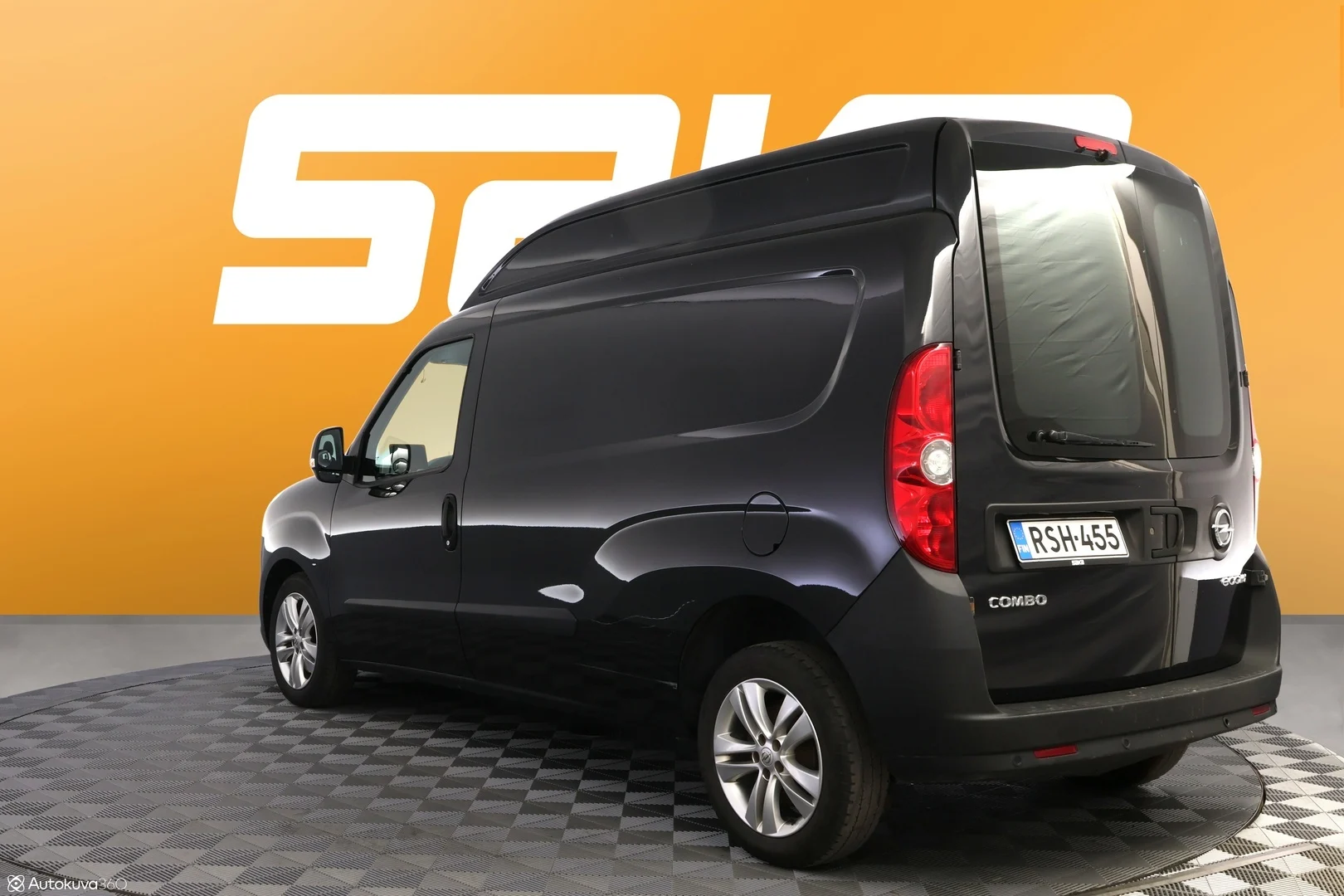 Car Image - XeAWqW7sUxjDfDMHM8wQg