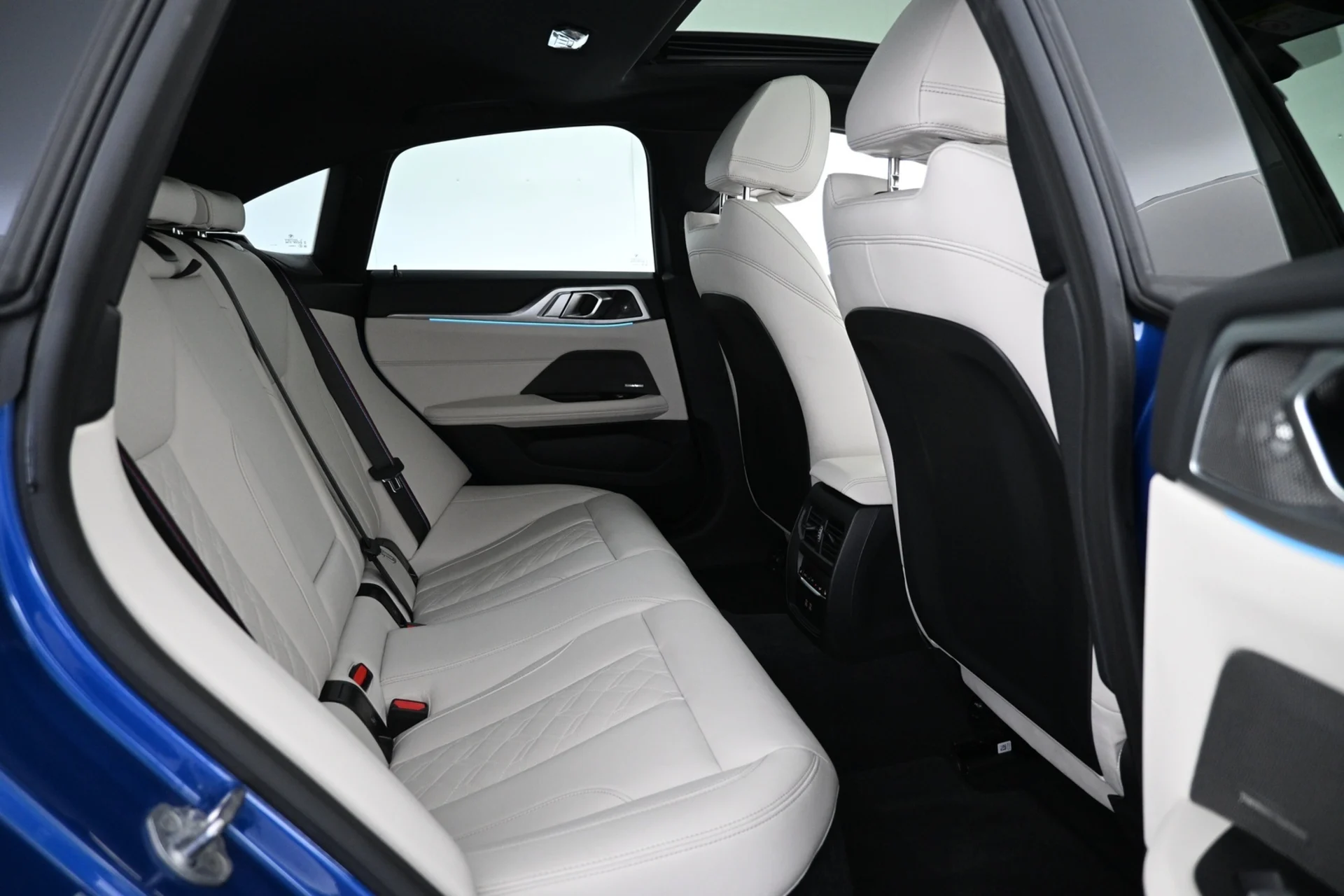 Car Image - 2JBZvxN92y9Liv4MJbcXZE