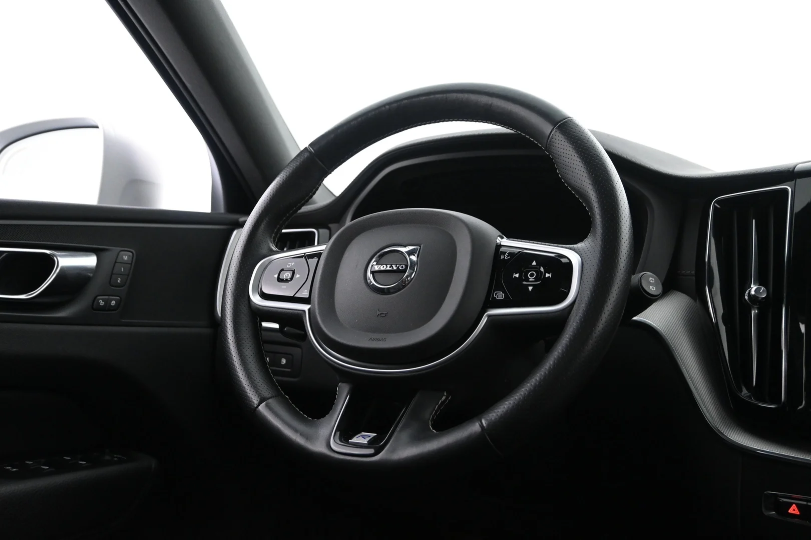 Car Image - 6nBpDSyflAhm2mtBn0LqYi