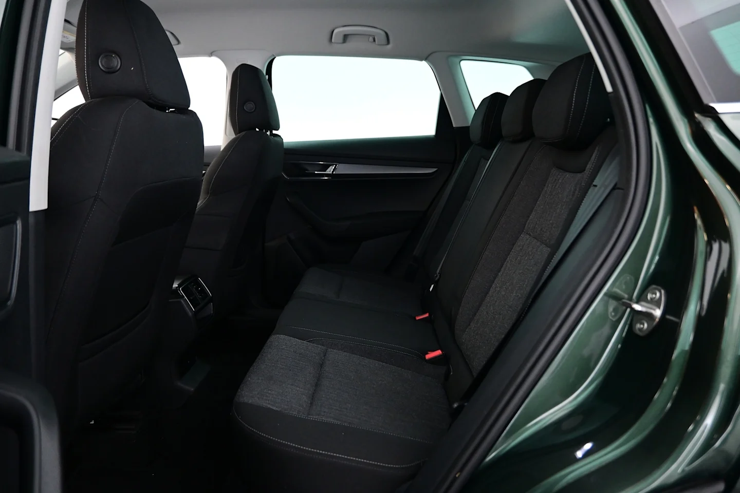 Car Image - 1cvLyFUGNoJ42Rsc3Z0OyB
