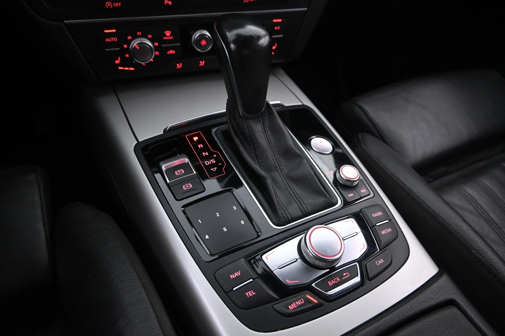 Car Image - 312jMOYIVaVdaDai71wbAX