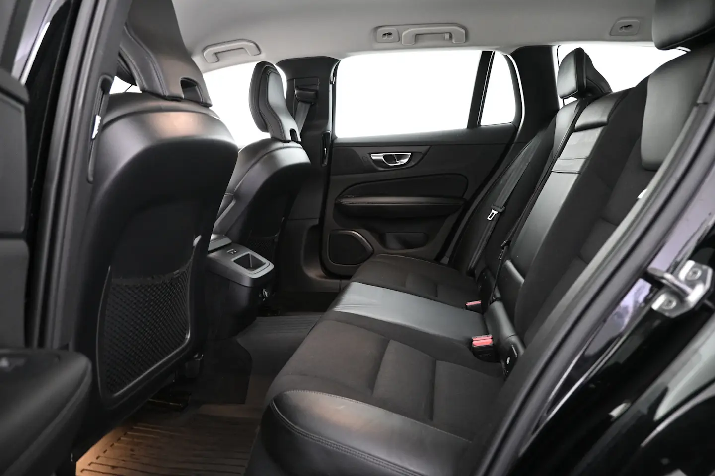 Car Image - 7d4dnpzTr6G5Xq8Xdor9F5