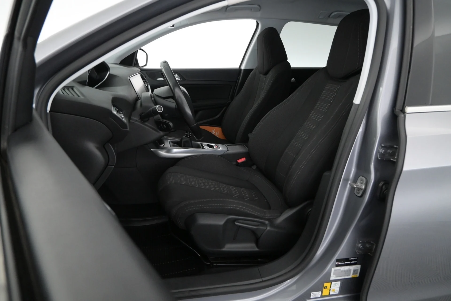 Car Image - 4d9SesOW4rapRIxeMWQkcX