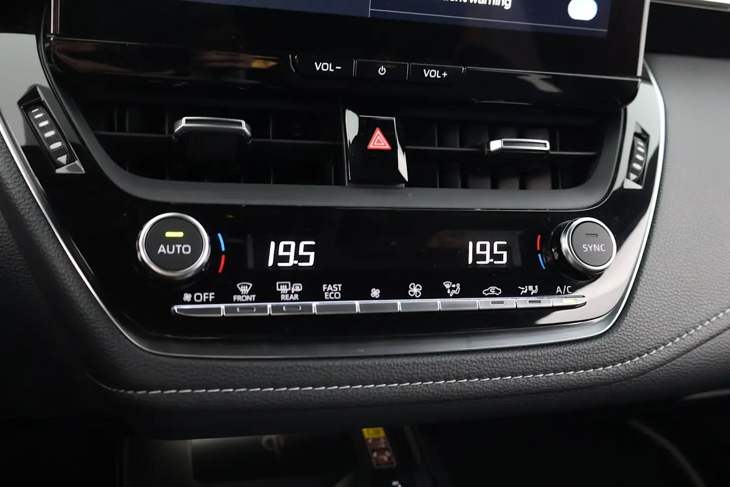 Car Image - 6lbD95LBQqbn6p4tJ4aR2x