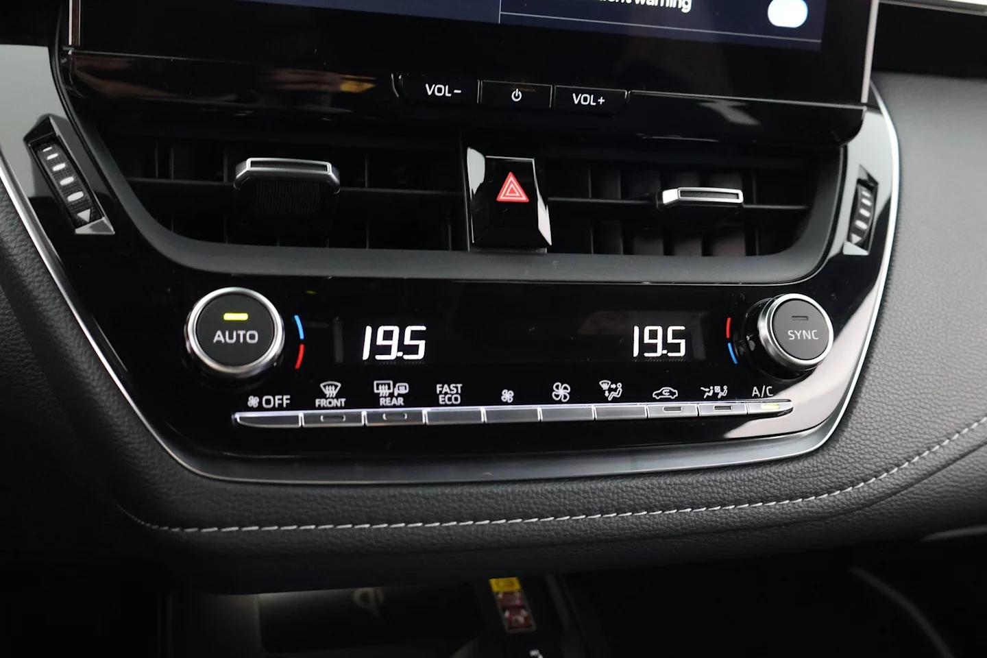 Car Image - 6lbD95LBQqbn6p4tJ4aR2x