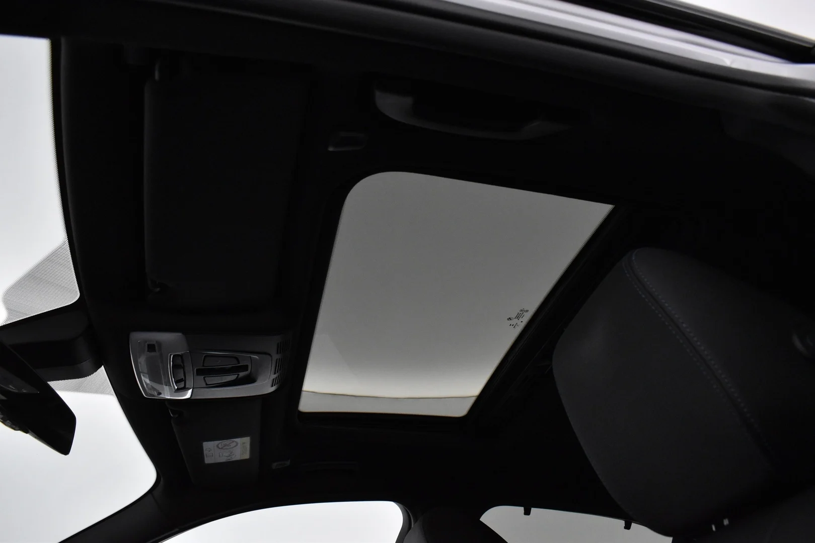 Car Image - 4SlzjSC9uTHKIb8wQaaOLK