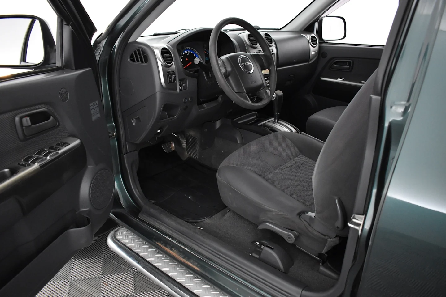 Car Image - 2ojE1G35dR9V5XBMplednM