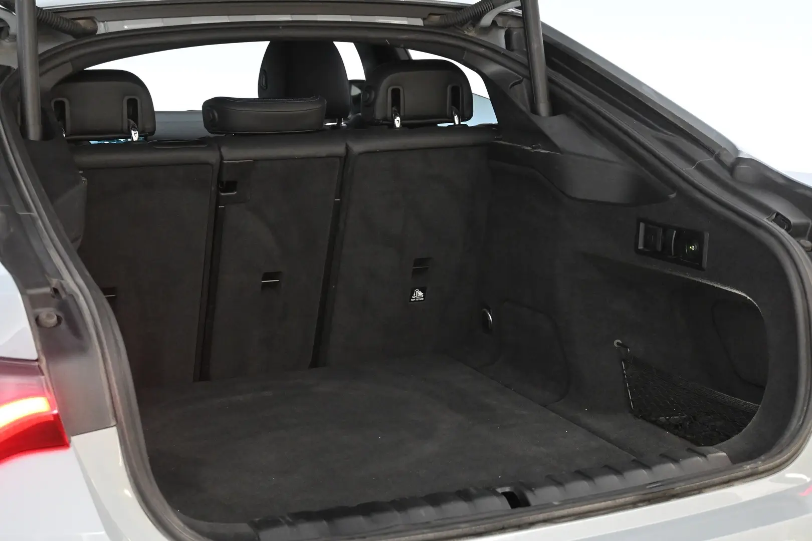 Car Image - 7bpFVQ8sfk1dz4yWdVGivV
