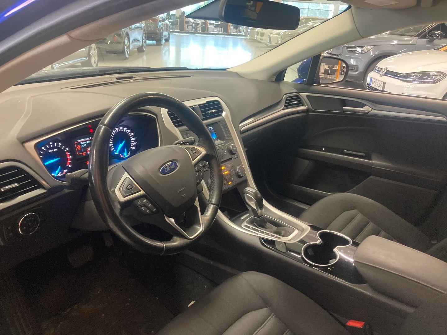 Car Image - 4ev4AzqfqHhWj8tVyoATfE