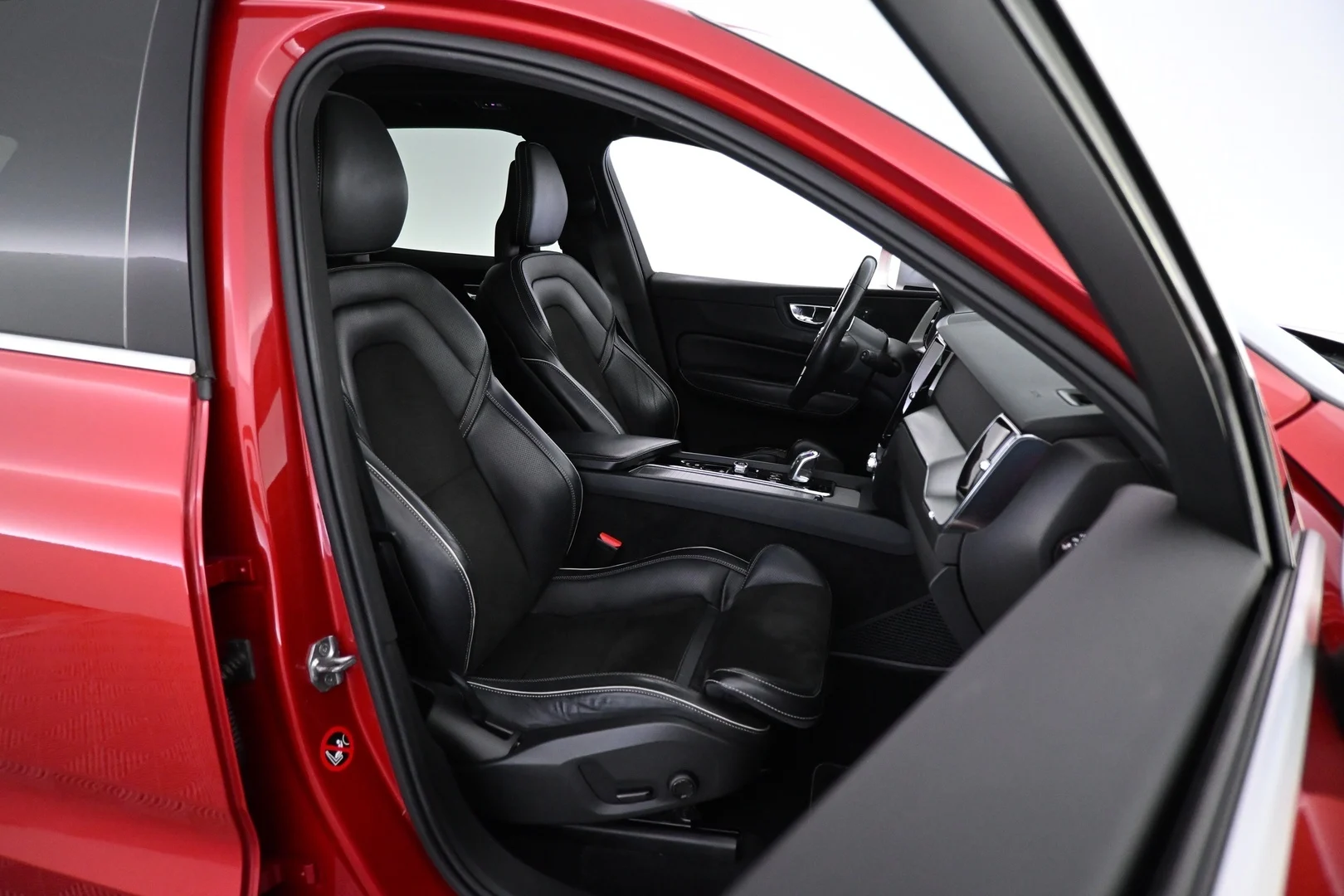 Car Image - 4Ctph6aYfVYQ7fr6ejINA