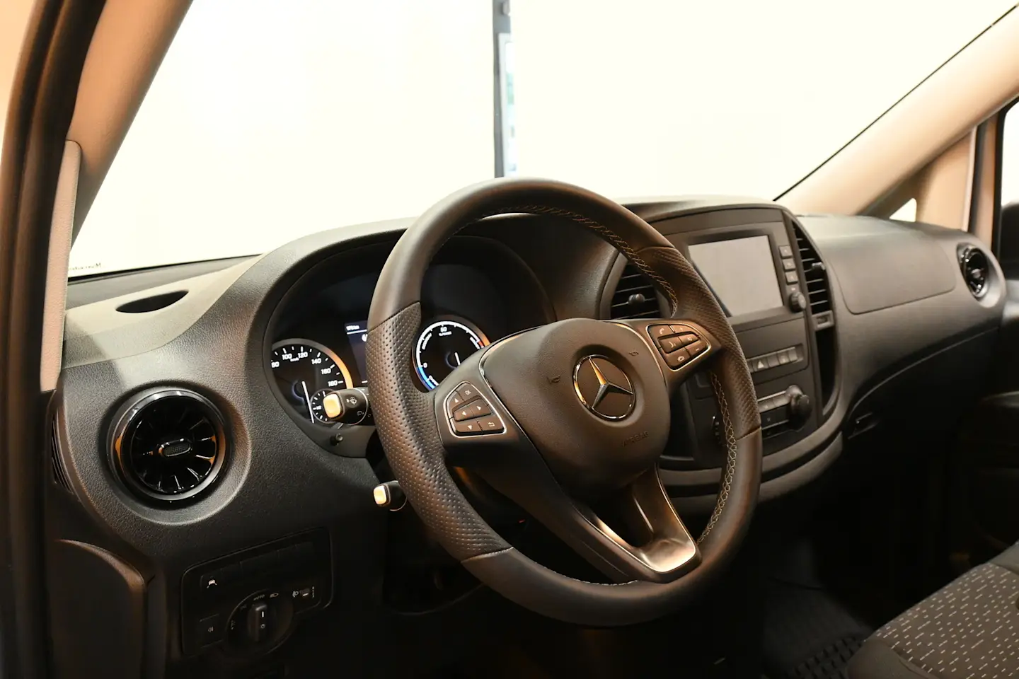 Car Image - 66YYgmgUh0SuMcULqx7zTc