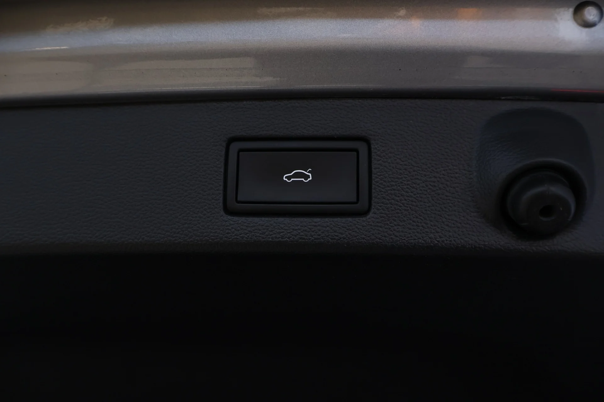 Car Image - 4PrV27CI6KwPxfOuwltM9U