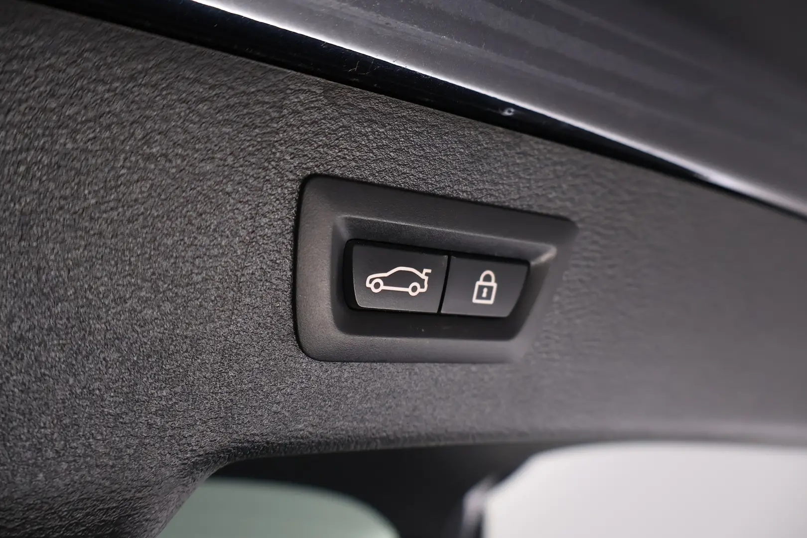Car Image - 1UegjfekrlzQwg7t4uHsZh