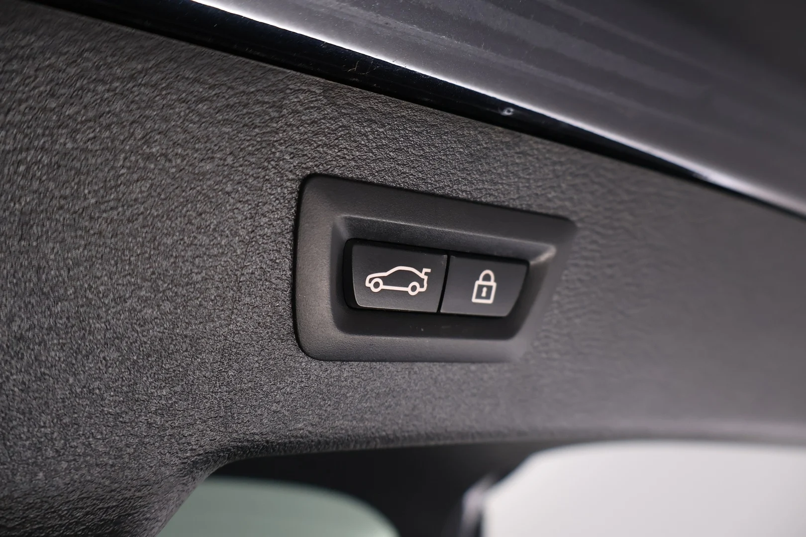 Car Image - 1UegjfekrlzQwg7t4uHsZh