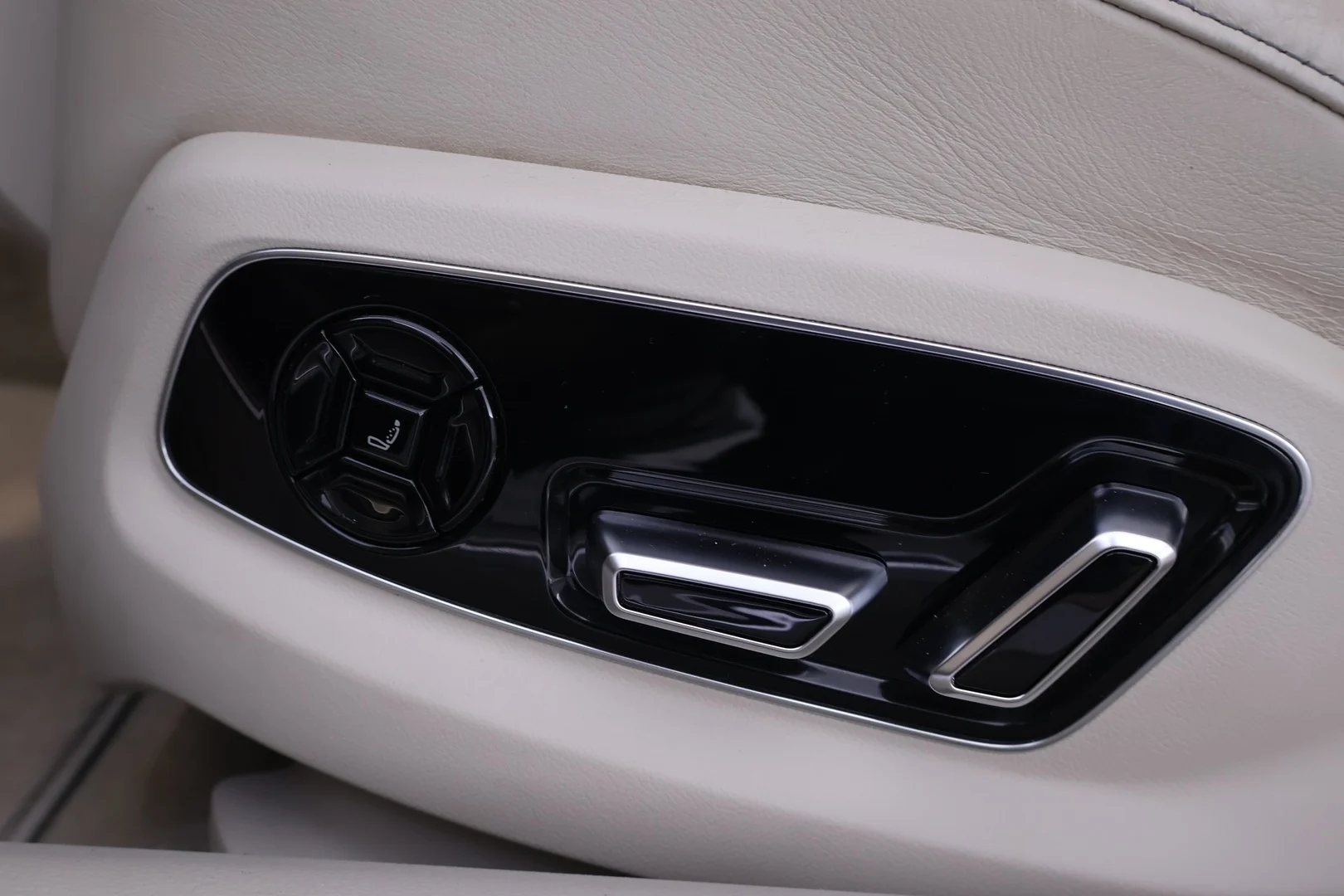 Car Image - 7rORwNBXaCsAiVVmm5Ff7p