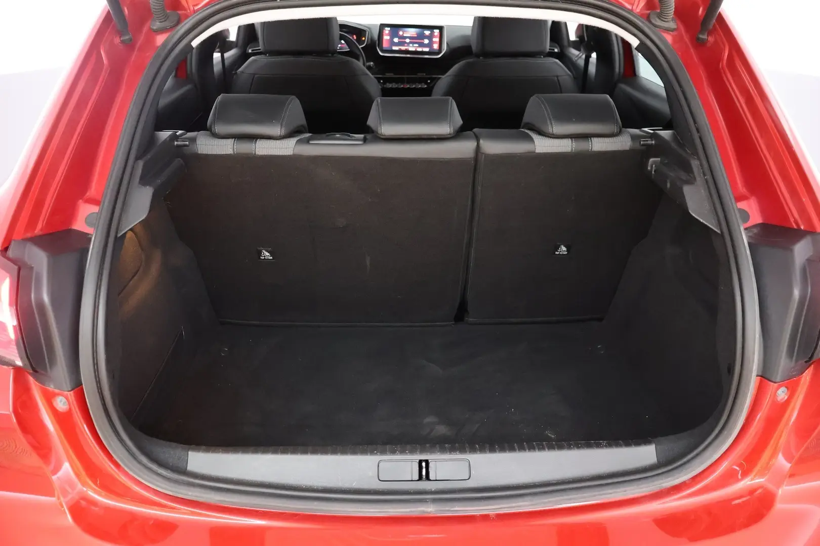 Car Image - 6S34k6pvZUBxk4naVqWSOq